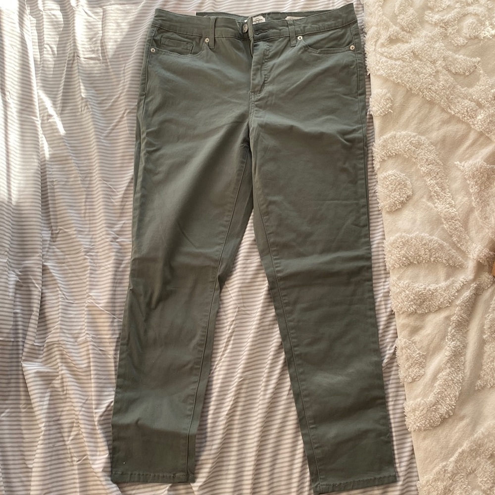 Green jeggings jeans